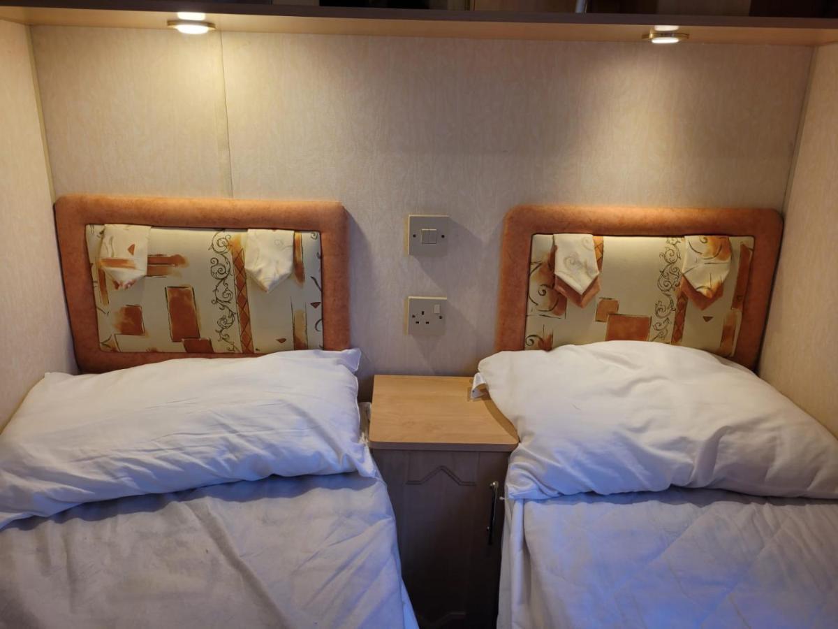 Discover Comfort Home From Home 8-Birth Caravan สเกคเนส ภายนอก รูปภาพ